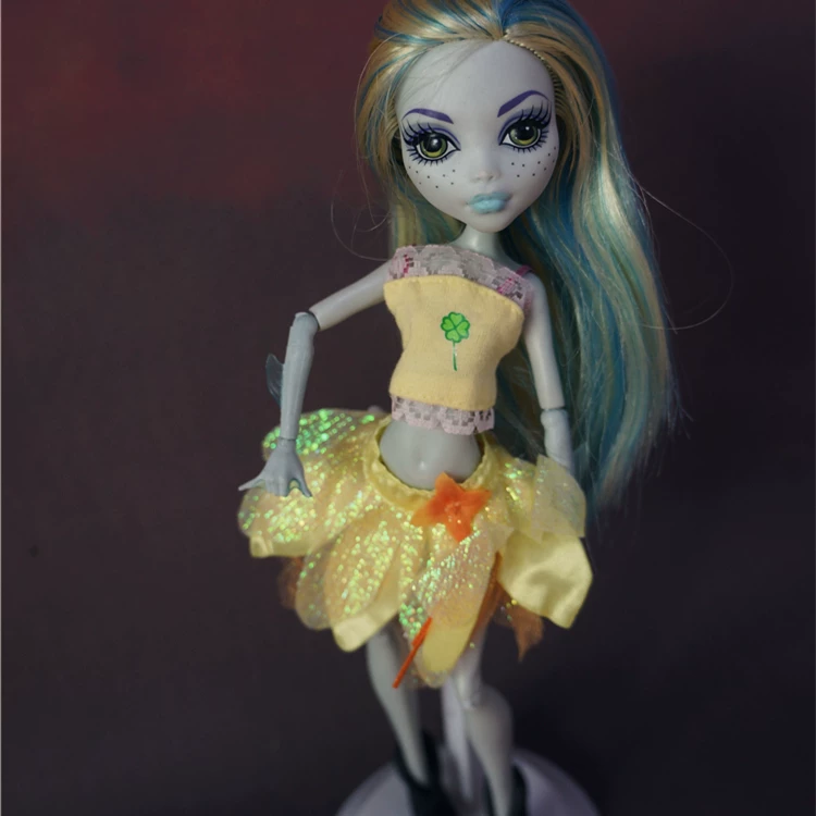 Одежда для кукол (Monster High) третья волна — одиночные костюмы, разные цвета
