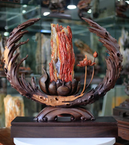 (莲语禅心)缅甸树化玉冰红摆件收藏级