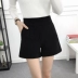 Phiên bản Hàn Quốc của quần short len ​​nữ mùa thu đông 2018 mới mặc eo co giãn đã mỏng manh khoét chân quần ống rộng Quần short