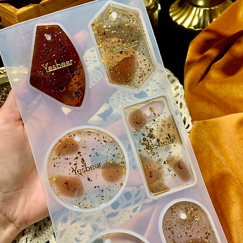 Yesbear Big Bear Handicraft DIY Тикает плесень с отверстием круглой кружев