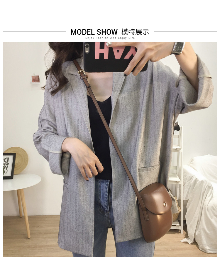 Mùa thu mới Hàn Quốc phiên bản của lỏng bf gió thường nhỏ phù hợp với nữ kích thước lớn tính khí dài sọc ve áo áo khoác phù hợp với các kiểu áo sơ mi họa nữ đẹp