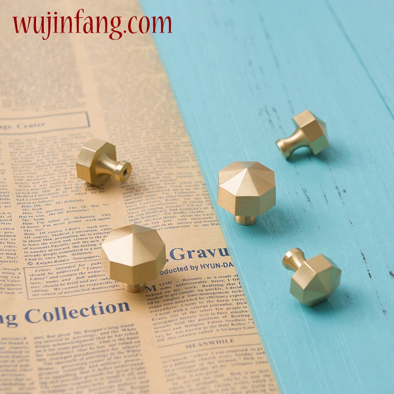 Closet cabinet door handle modern simple European single hole small handle original design of pure copper octagonal handle modern Jane