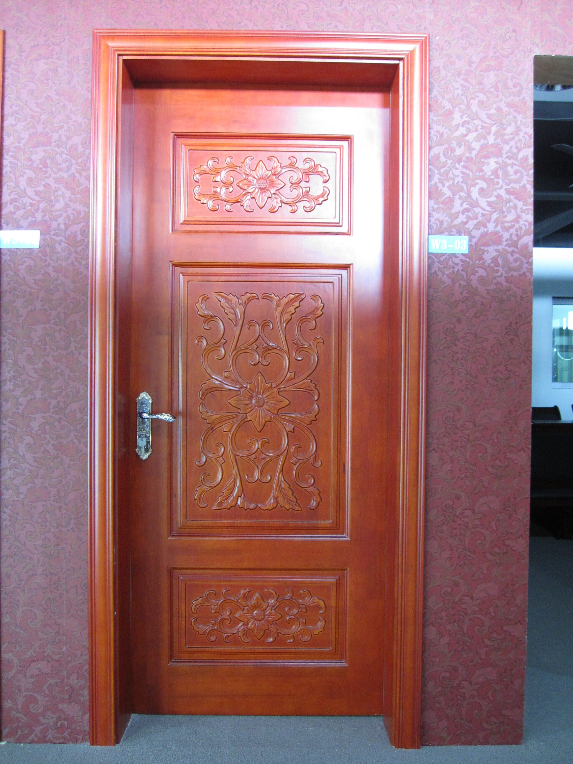 實(shí)木門實(shí)物