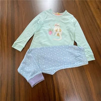 25 светло -зеленый котенок+светло -синие звездные штаны