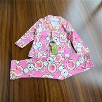 Розовый кролик