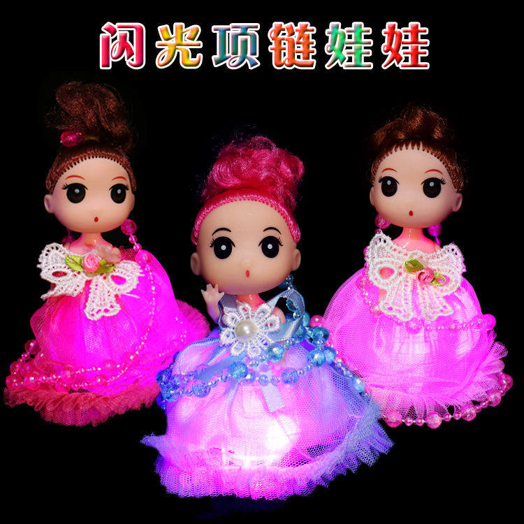 Cartoon necklace doll electronic led light-emitting toys wholesale shiny photo props girl gift night market stall