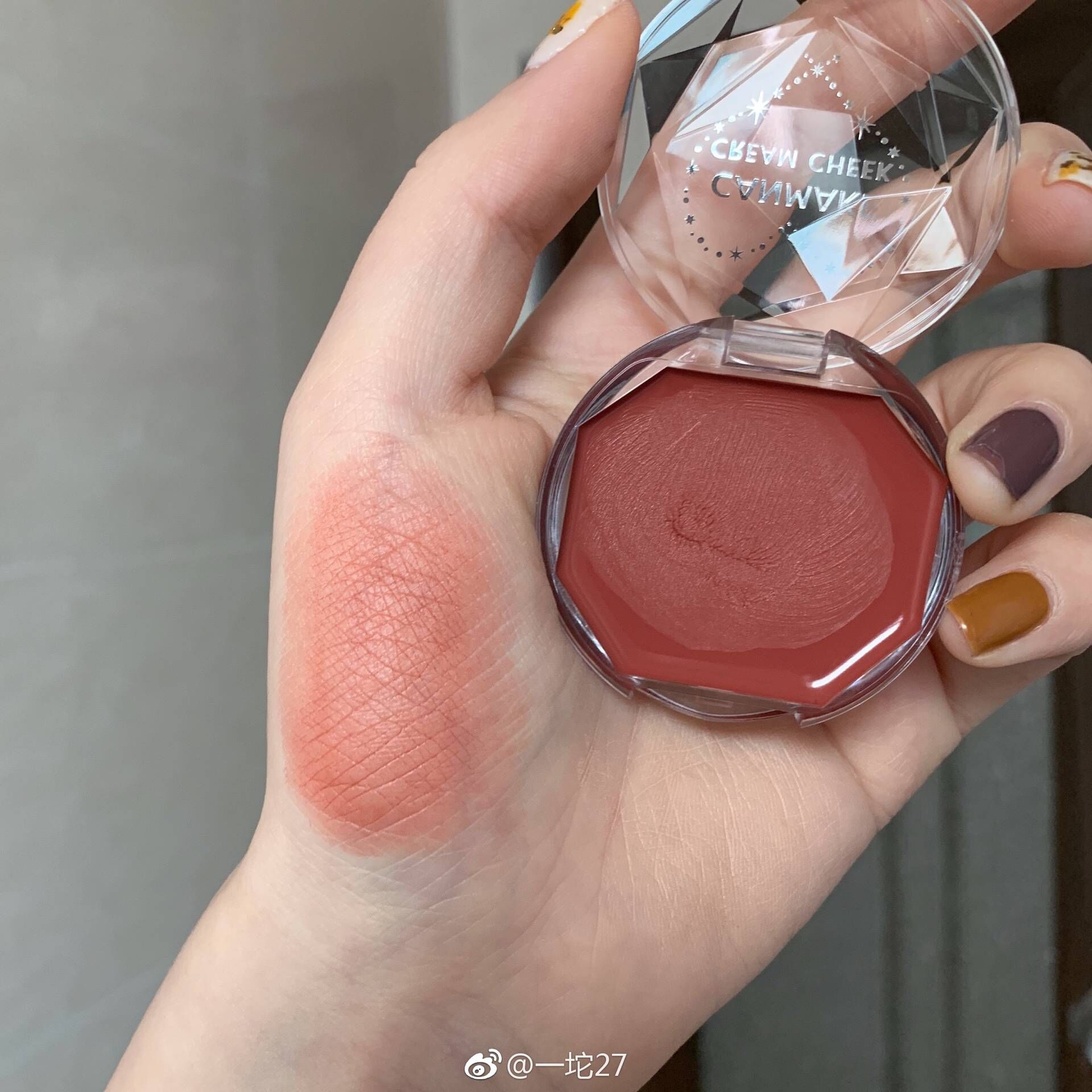 Nhật Bản CANMAKE 井田 梦幻 胭脂 Môi và má với nước Run Mousse blush cream số 16 - Blush / Cochineal má hồng the face shop