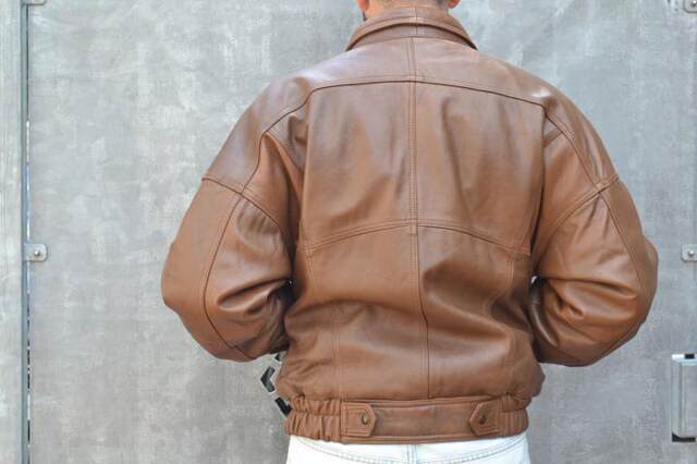 ຕົວແທນຈັດຊື້ Italian Jacket vintage 80s exquisite dreamy lined brown jacket leather jacket