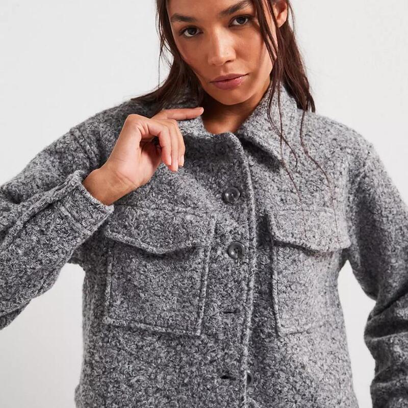 American Workwear Style Pocket-Decorated Wool Roll-Up Short Jacket Modern Lapel Long-Sleeve Teddy Fleece Jacket Women's Top