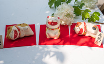 Spot Japan Kyoto Handmade and Paper Longer to make a Cairou Laugh Cat Tabletop Ornament presents a gift