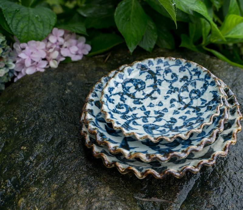 Spot Japan Imports beauty Thick Burning Hand-painted Tang Grass Japanese Style Sushi Pan Salad Saucer Dishes Coffee Cup Cup Cup-Taobao