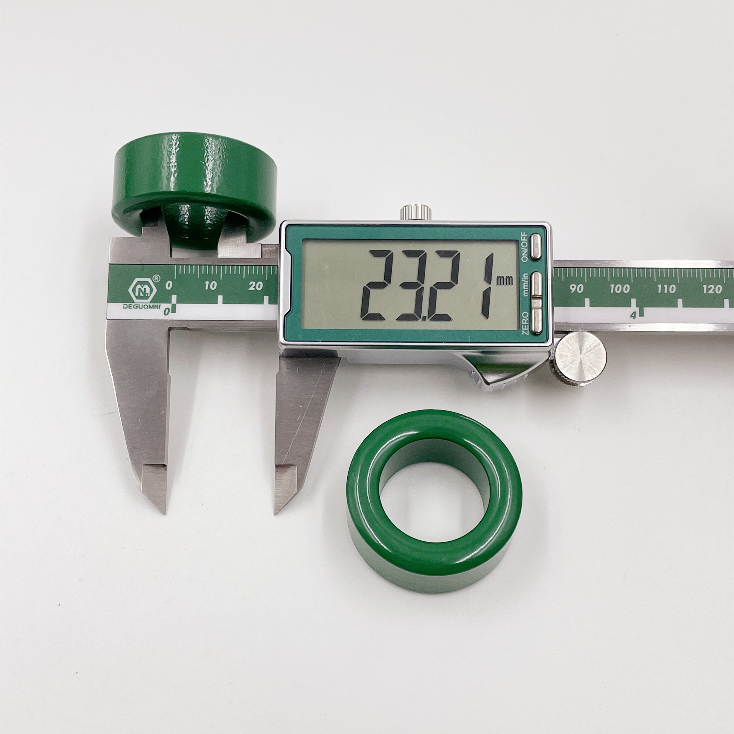 磁环厂家揭秘：抗干扰磁环，守护电子设备的“金钟罩”！