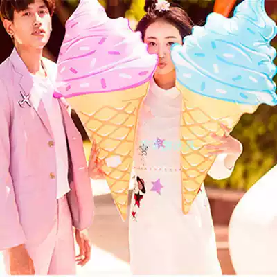 Holiday swimming pool water play toy oversized inflatable ice cream swimming ring popsicle ice cream floating props on the water