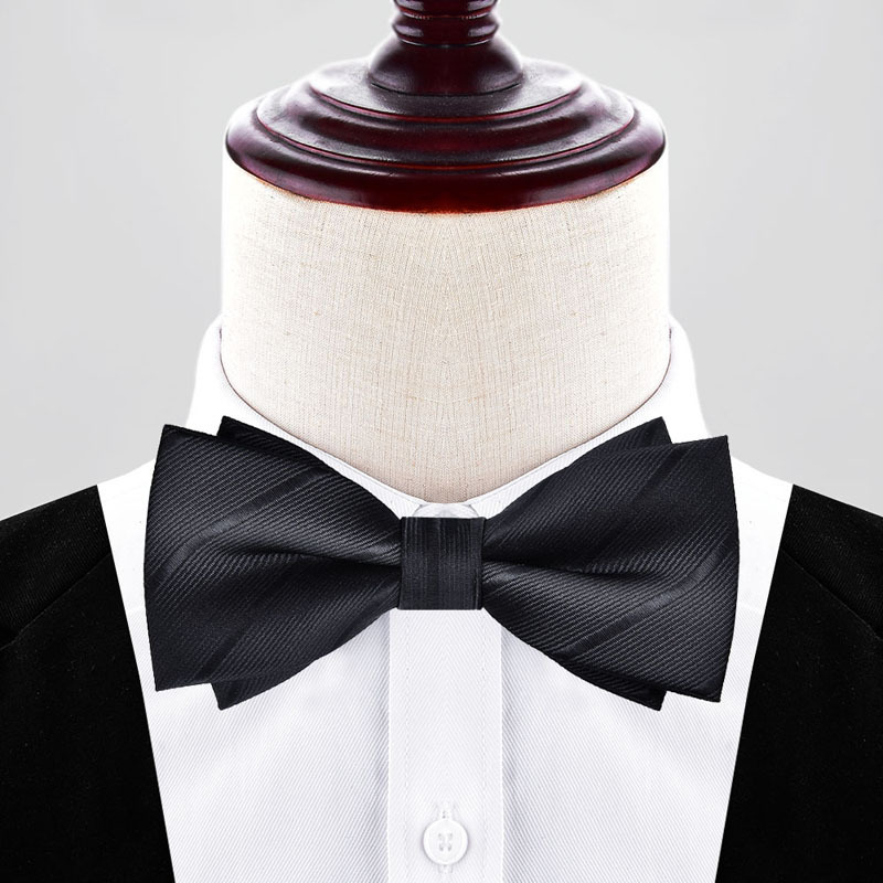 Groom's Wedding Bow Tie, Black Men's Suit, Burgundy Bow Tie, Formal Wear, Wedding Groomsman Outfit, Solid Color, Groomsmen Group