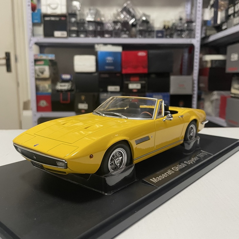 1:18 Kk Maserati Maserati Sports Car Ghibli Spyder 1970 Car Model Yellow