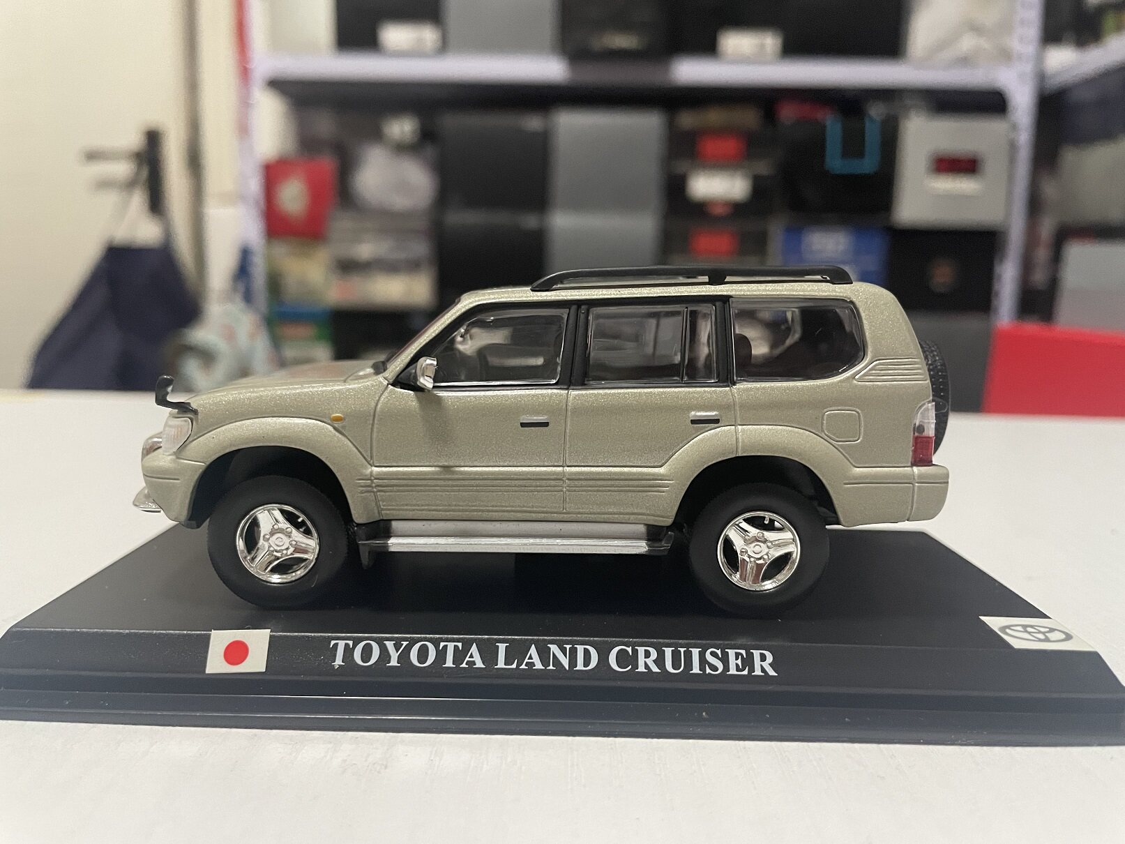 1: 43 Delprado Toyota Prado Dominator TOYOTA PARDO LC90 Off road