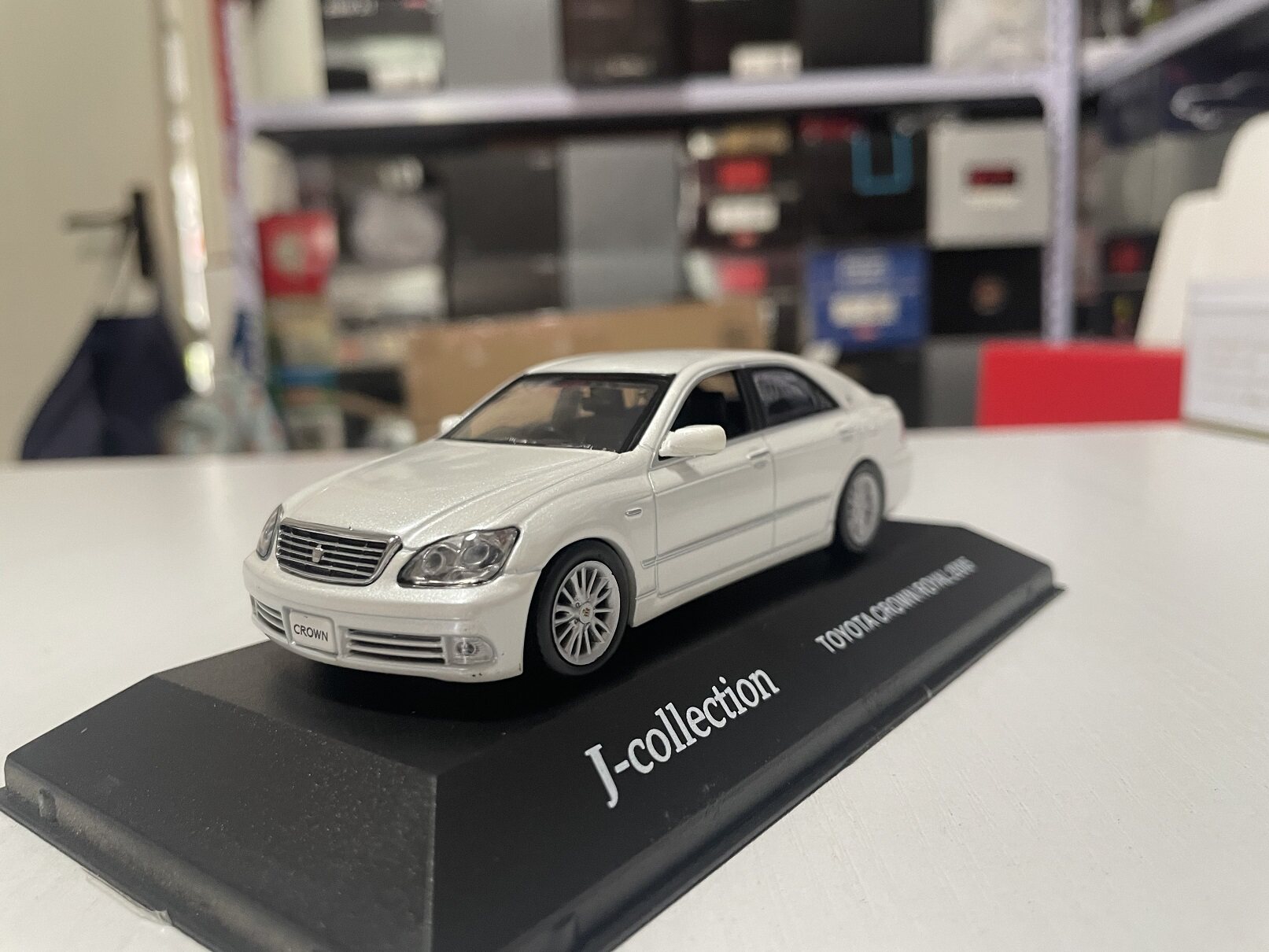 1:43 jc jc jingehang toyota toyota toyota toyota титэм 12-р үеийн s180 автомашины загвар өмсөгч цагаан