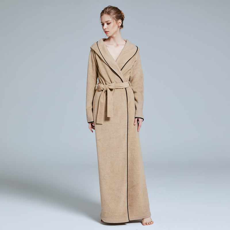 Qisha European and American Style Elegant Couple's Oversized and Extra-Long Nightgown, Sexy Women's Autumn and Winter Hooded Bathrobe for Men