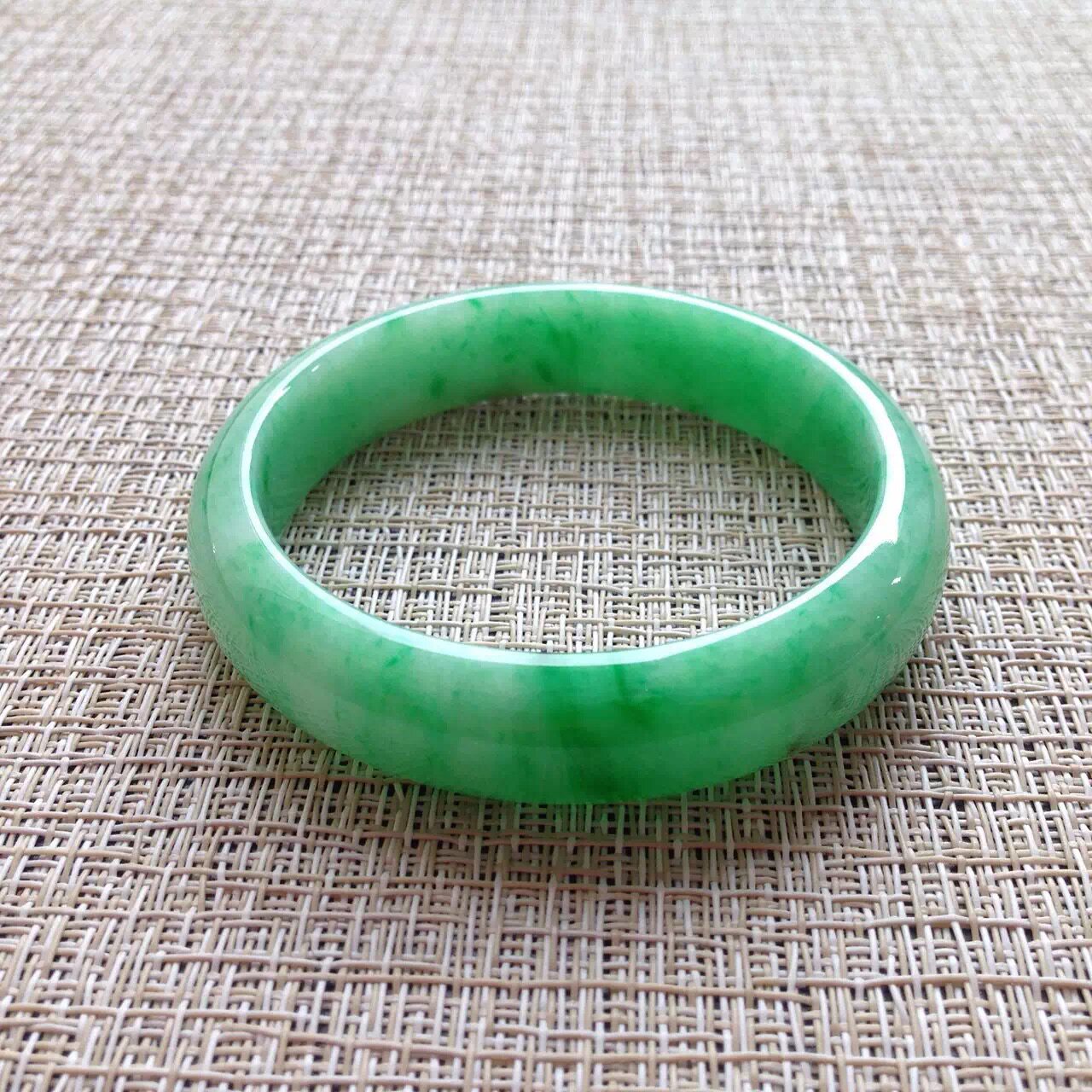 (Myanmar Emerald Line) Mandalay Ring Noble Princess Bracelets Round Bars Old Pit Breeds New Gift Gifts