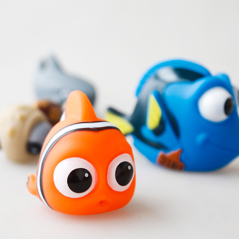 3 super cute and soft gum baby bathing toys baby children play water bathing with water can nibble water spray-Taobao