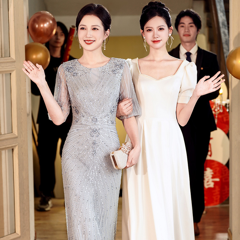 Daughter's Engagement Dress, Young Bride's Mother's Wedding Banquet Evening Dress, 2026 New Style, High-End, Light Luxury, Mother-In-Law's Wedding Banquet Outfit Daughter's Engagement Dress, Young Bride's Mother's Wedding Banquet Evening Dress, 2026 New Style, High-End, Light Luxury, Mother-In-Law's Wedding Banquet Outfit