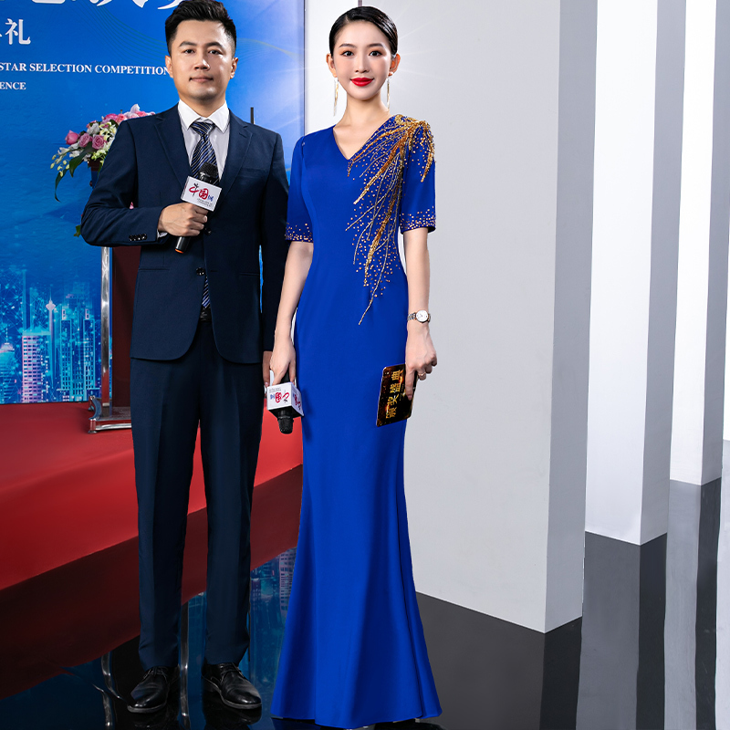 High-End Wedding Banquet Dress for Young Mothers 2026 New Style Classy Annual Meeting Host Dignified and Elegant Evening Dress for Women
