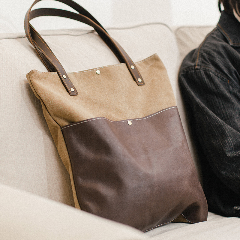 Sobag Original Retrospective Handle Cowl Pie Bag Woman Shoulder in Little Passport