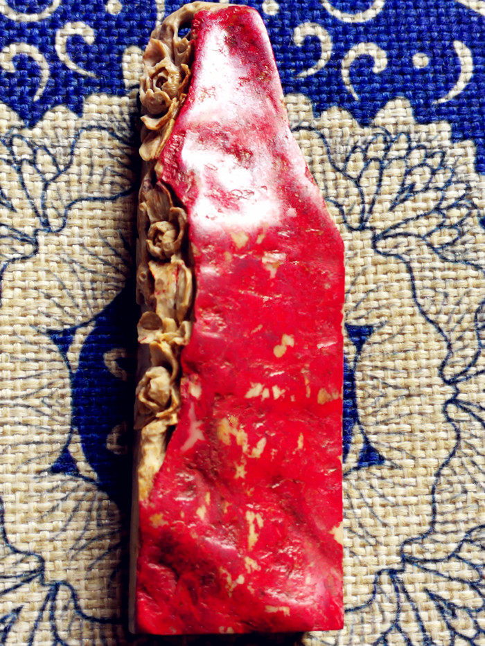 Natural Changcheng Chicken Blood Stamp (big red robe) full of blood soft steel base Balin Sushan Lao Yellowstone