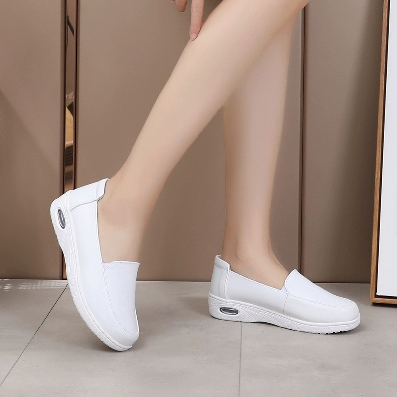 Way trở lại vào mùa xuân 2020 da mới trắng y tá giày phụ nữ bệnh viện Hàn Quốc đáy mềm với không trượt giày việc dốc phẳng 