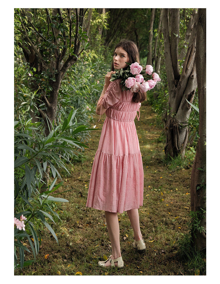 Mintcheese フレンチシャクヤクピンクシルク綿麻立体小花ワンピース