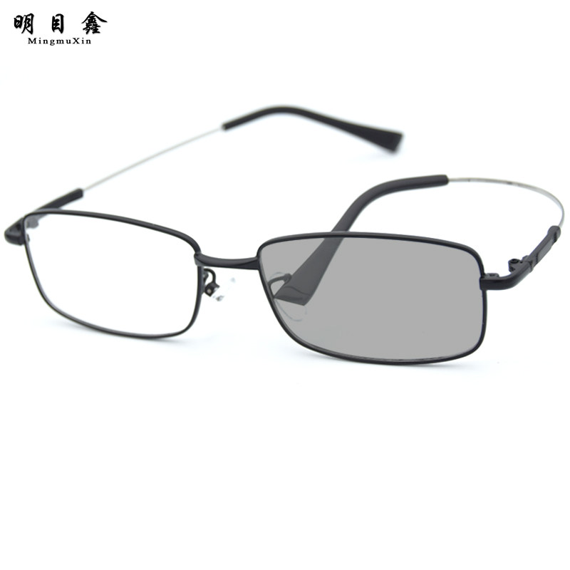 Titanium alloy anti-blue light discoloration reading glasses men's high-definition far and near dual-use smart zoom progressive multi-focus glasses women