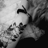 Татуировка королева x215 запястья