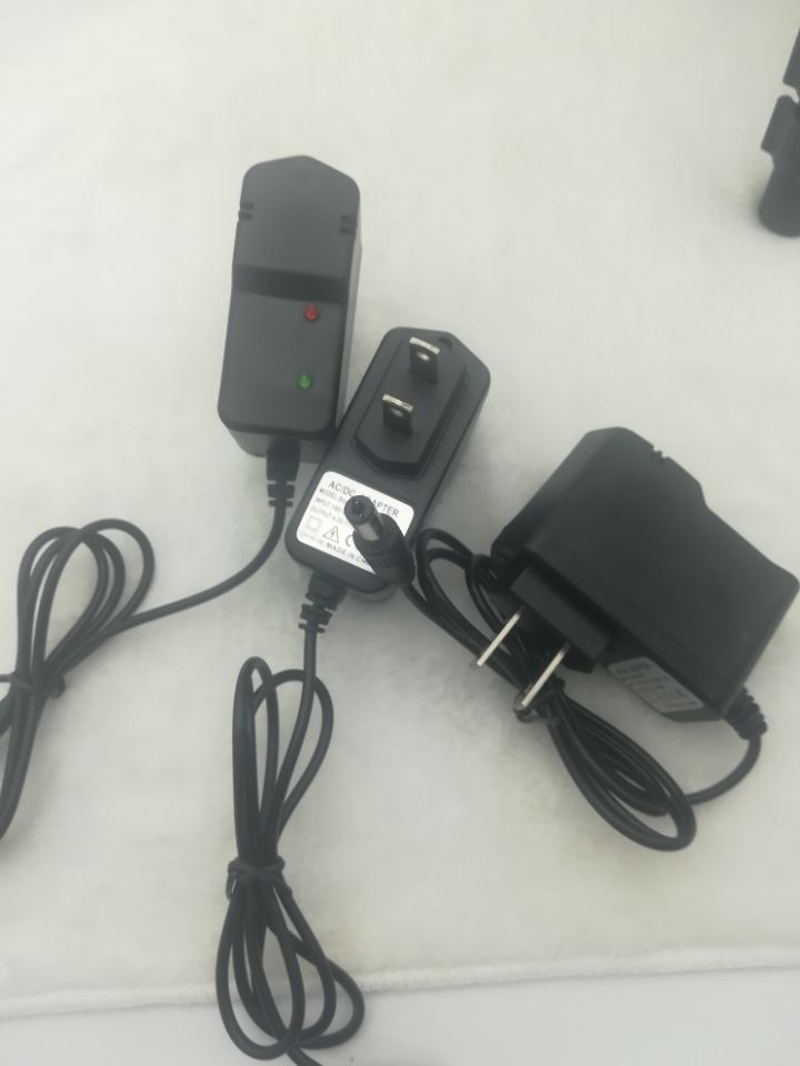 Fishing light charger Universal night fishing light charger Universal smart 4 2V 5 5 interface charger