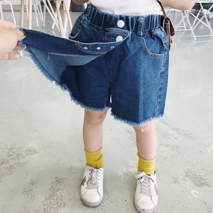 Trẻ em mặc 2018 mùa hè mới cô gái denim quần short trẻ em Hàn Quốc quần trẻ em thời trang mặc quần nóng phụ nữ