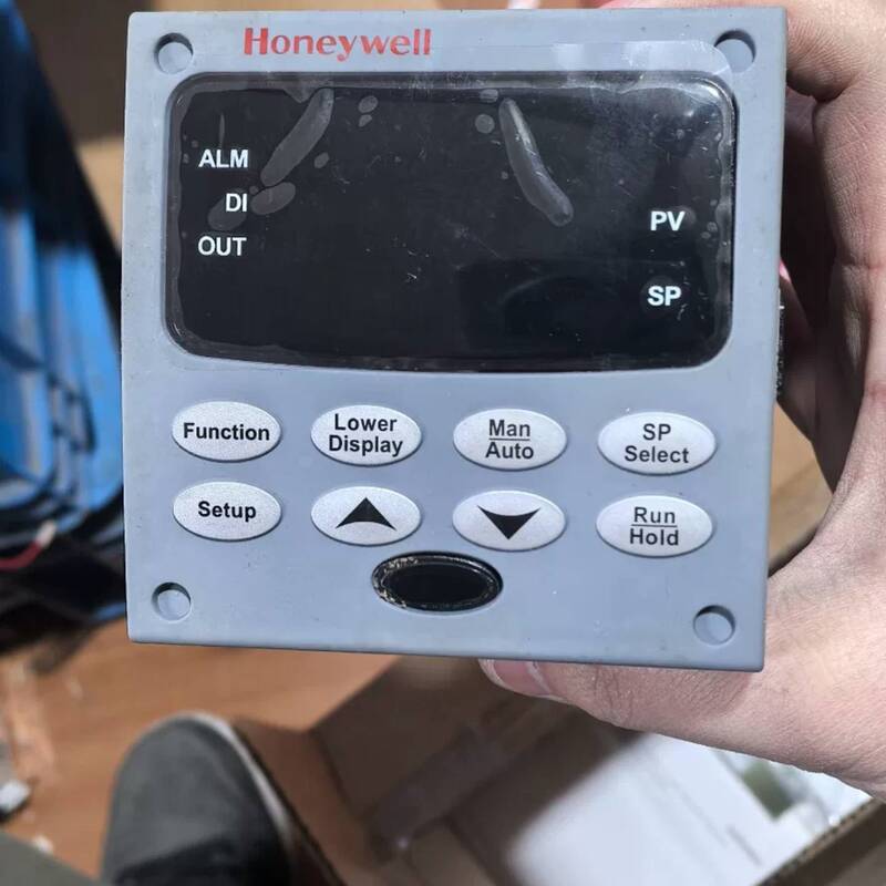 Negotiable Price for Honeywell Temperature Controller Udc3200, Repairable and Refurbished Negotiable Price for Honeywell Temperature Controller Udc3200, Repairable and Refurbished