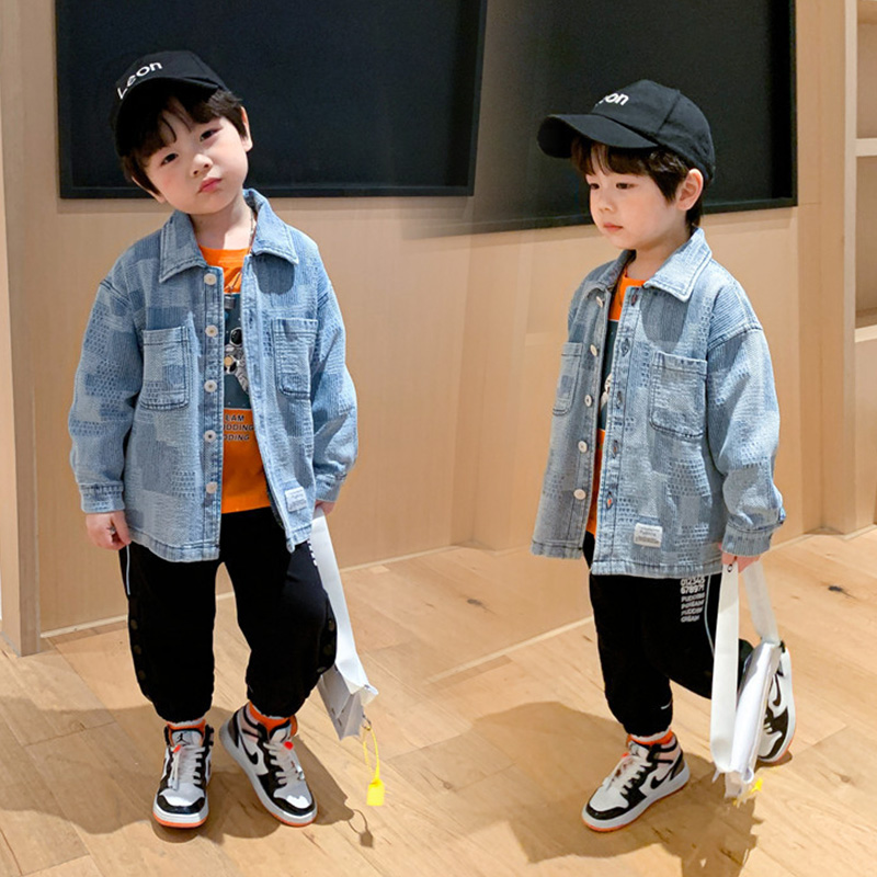 Denim jacket boys Korean version of the trend 2021 spring new foreign school in the big children's casual jacket top trend