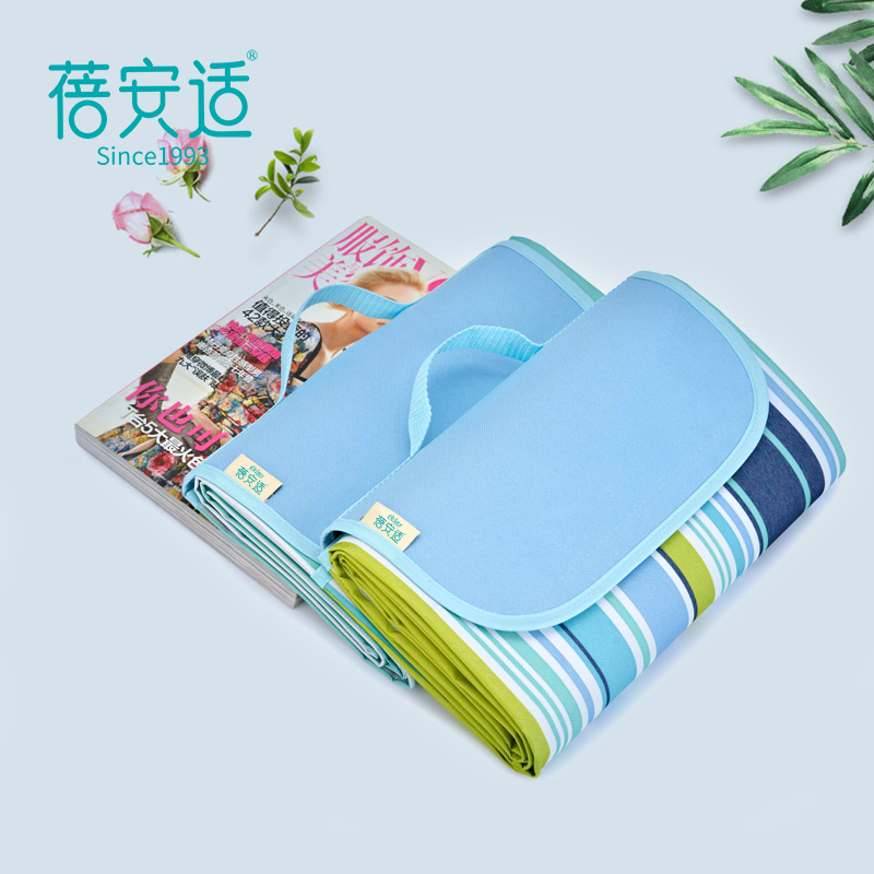 Picnic mat Outdoor portable waterproof foldable spring outing beach mat Picnic cloth Picnic mat thickened moisture-proof mat