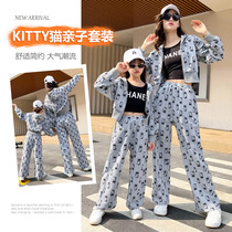 Pro-Child Fashion KT Cat Short suit Mother woman dress Spring and Autumn Knitted Jacquard Broadlegged Pants Foreign Air Mesh Red Fried Street