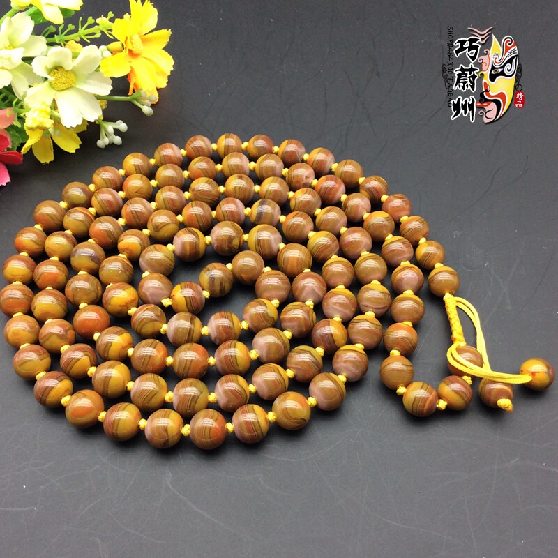 Boutique similarly declare the Bangku Red Hanau gift of Bangkok 108 Buddha ball - bead necklace bracelet