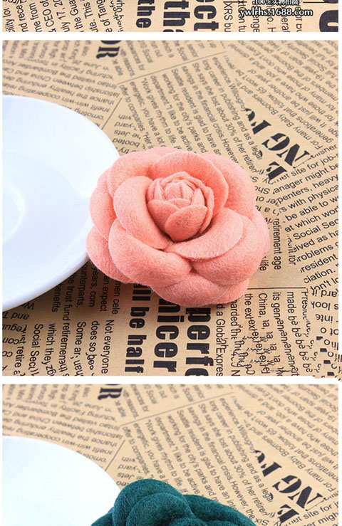 Xu hướng châu Âu và Mỹ fan mùa thu và mùa đông áo khoác handmade hoa trà ngọc trai mặt dây trâm cài áo cổ áo hoa trang sức - Trâm cài huy hiệu đảng cài áo