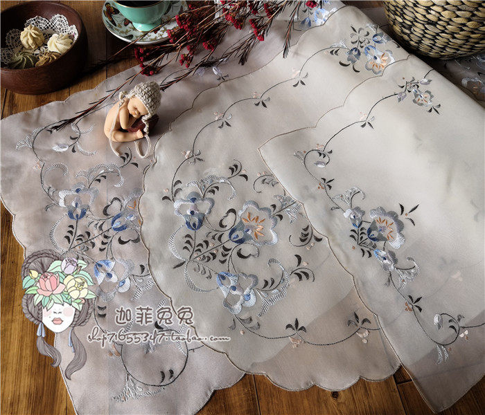 Collection*Foreign Trade exports European and American retro silk manual embroidery pad pad tables flag multi-specifications
