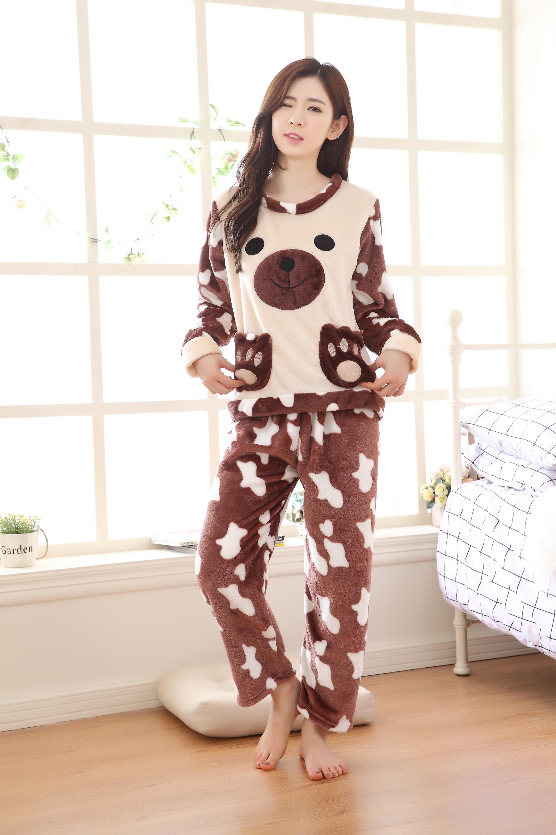 Đồ ngủ nhung san hô nữ flannel mỏng mùa thu và mùa đông học sinh trung học cơ sở Fale cashmere dịch vụ nhà dễ thương phù hợp với mui xe pijama ngắn tay