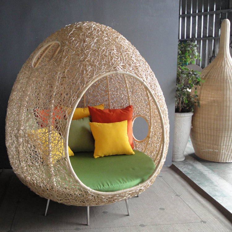Outdoor leisure rattan bed villa outdoor rattan sofa bird's nest round bed leisure balcony bird cage egg-shaped sofa bed
