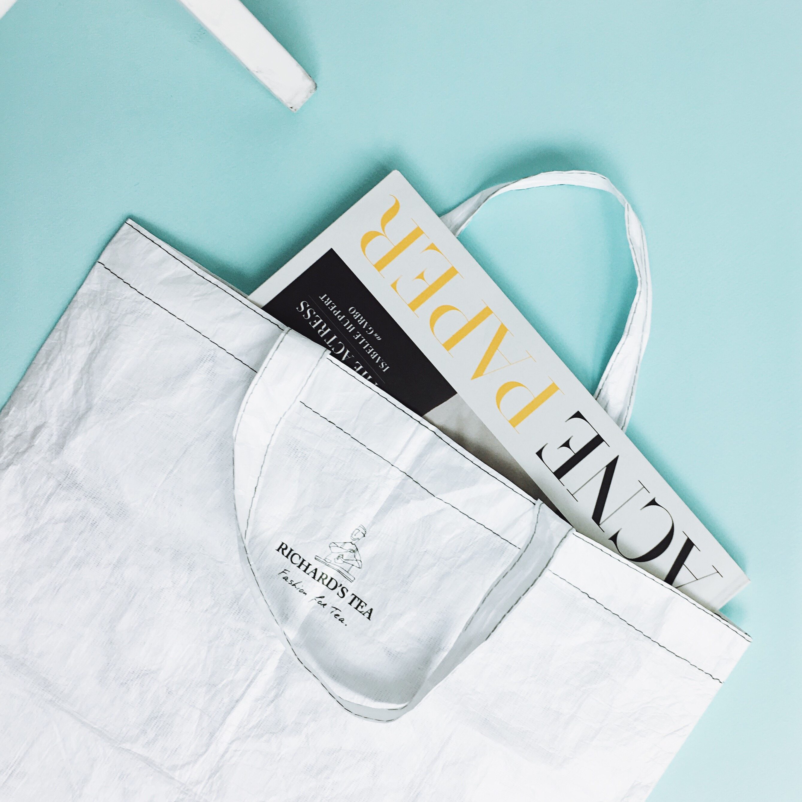 Li Chade's daily Tyvek Tote waterproof and tear-resistant environmental protection bag for carrying and carrying