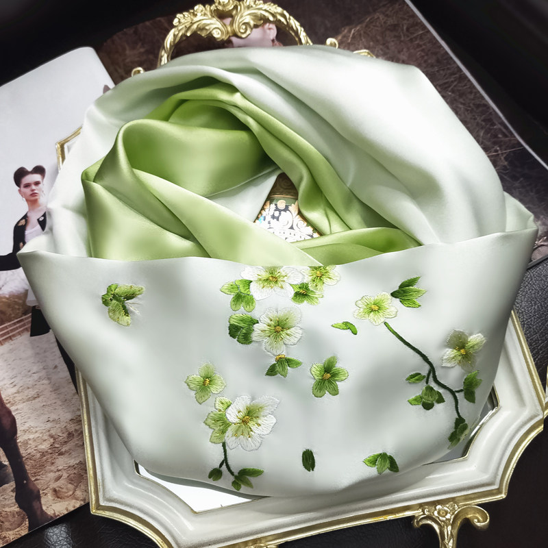 China Wind Su embroidery white plum flower real silk scarf embroidery mulberry silk scarves double face Hangzhou silk small shawl female