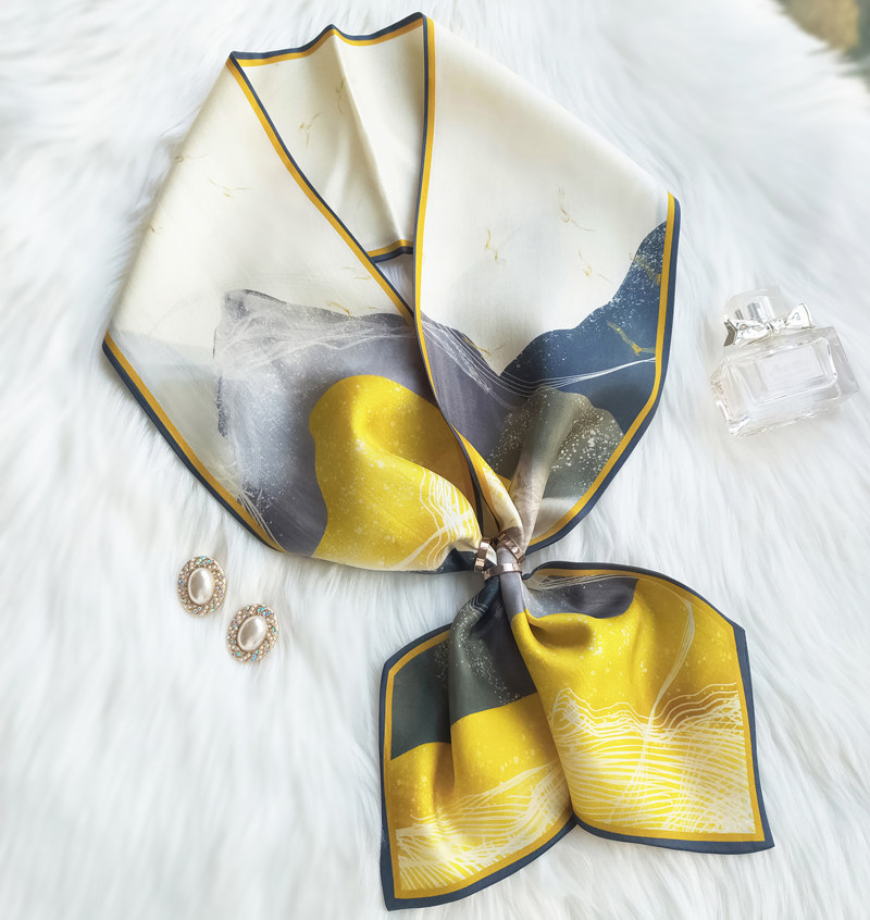 2021 South Korean ins East gate genuine silk scarves slim narrow strip decorated with scarlet red mulberry silk drifting