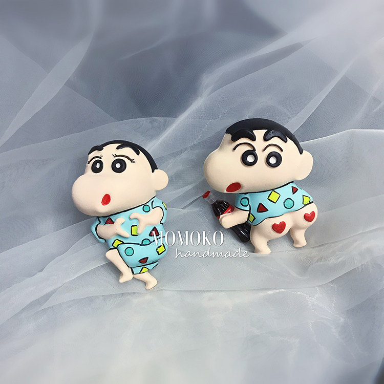 MOMOKO Crayon Shinchan Aromatherapy Plaster Pajamas Xiaoxin Car Aromatherapy Perfume Outlet Clip Gift Accompanying Souvenir