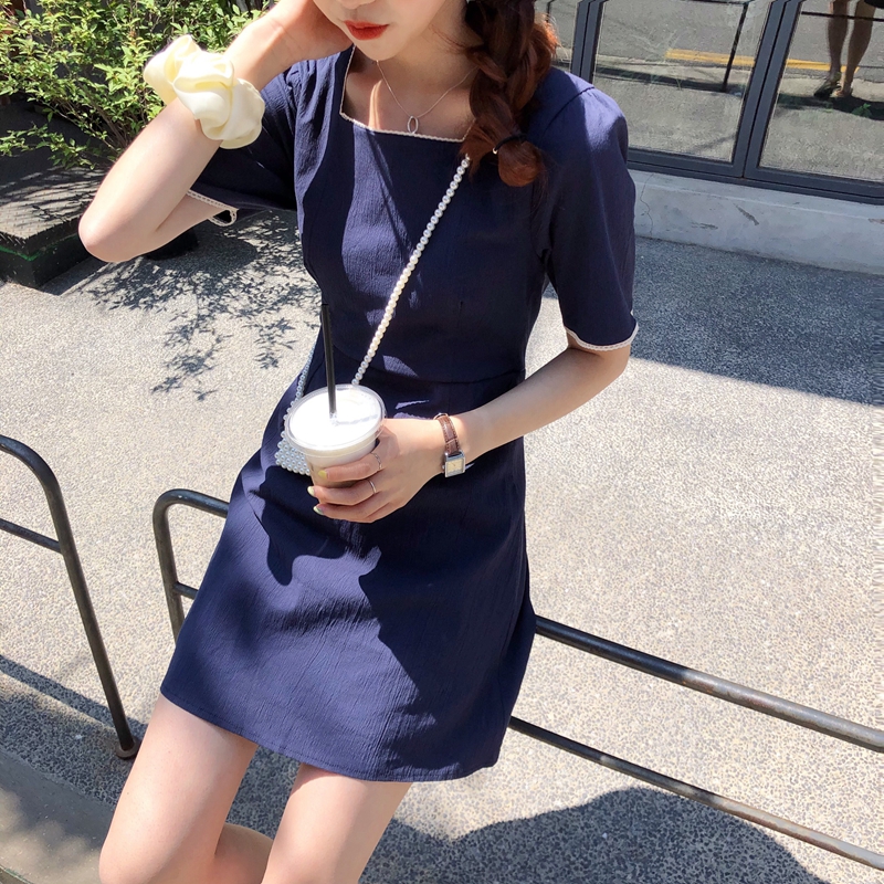 VK旗艦店 韓系時尚小露背滾邊氣質短袖洋裝