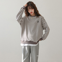 Pregnant womans sweatshirt with long style blouses spring and autumn loose Korean version stripe fake two-gestation pregnant womens spring clothes big month