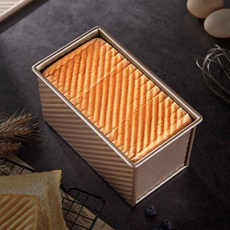 Baking mold cuboid with lid toast box toast mold 450g golden non-stick toast box bread mold
